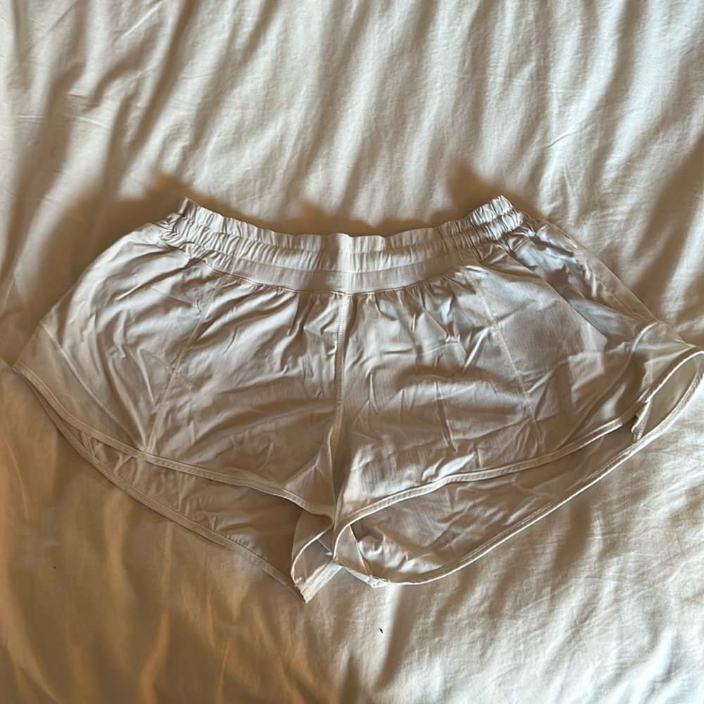 White lululemon shorts